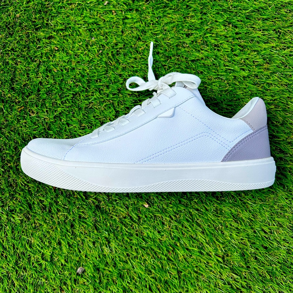 Women's Vessi SoHo Sneaker, size 8, White/Quartzite